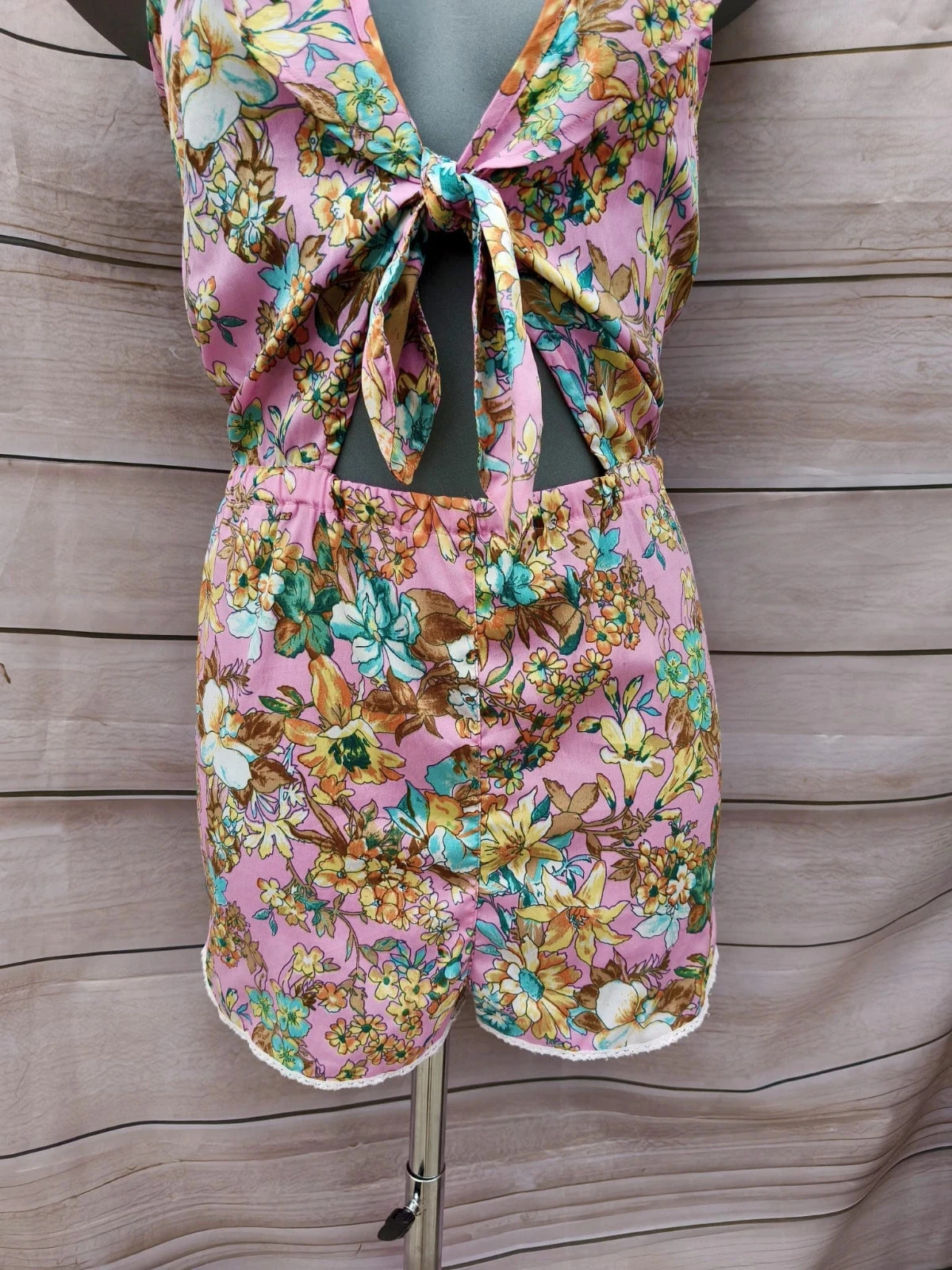 Vestido curto floral River Island Tamanho L 💜 – photo 2